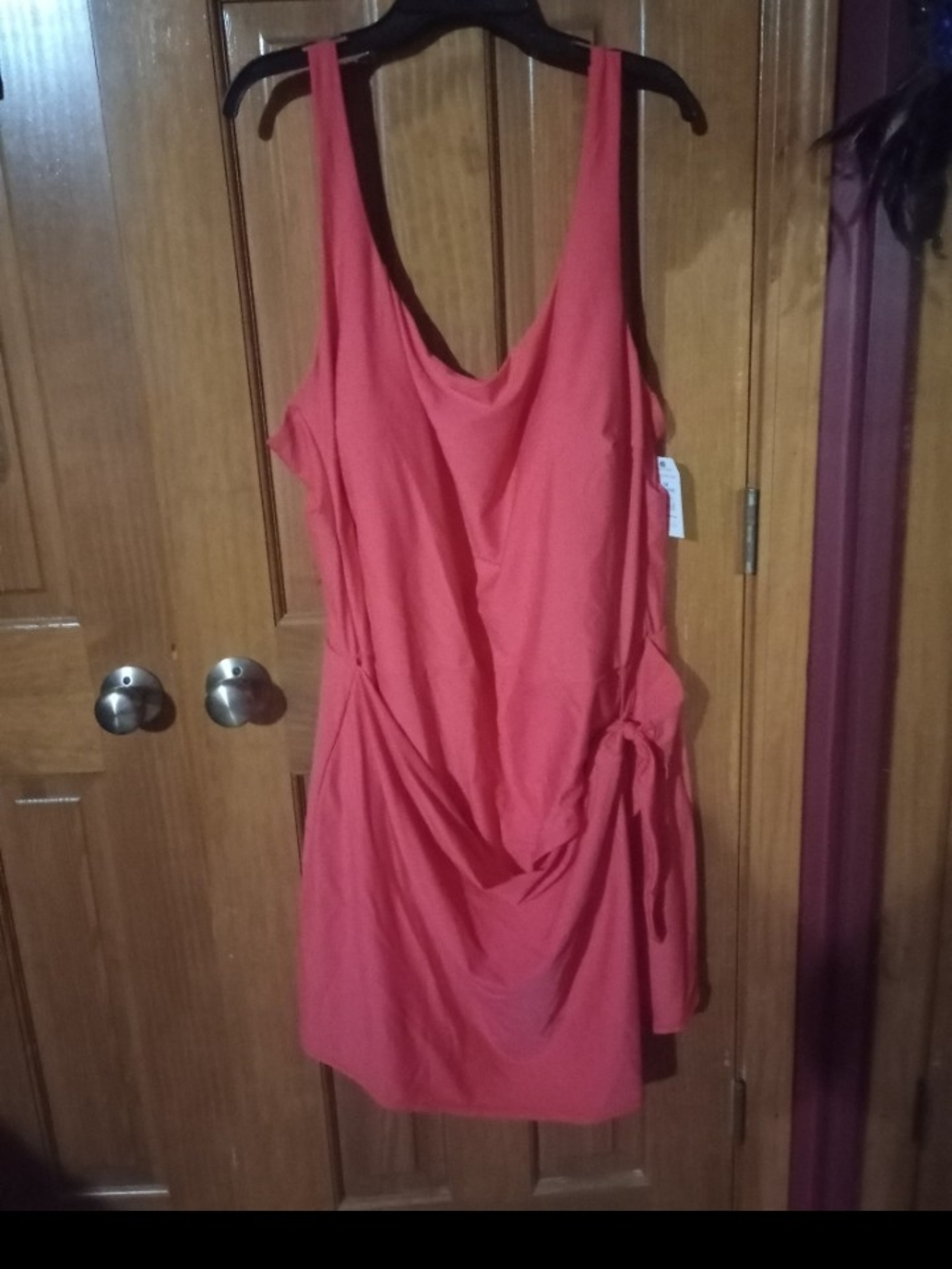 Coral One Piece Nwt Women's 3x Swimsuit With Attached Skirt.
